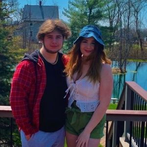 Meet your Posher, Alex